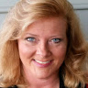 Meet your Posher, Monica